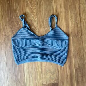 Aerie top